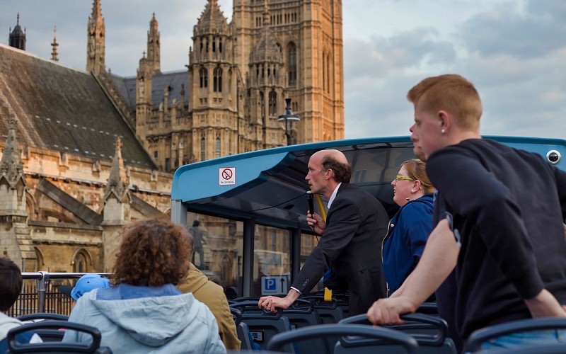 Golden tours: London Hop-On Hop-Off Tour