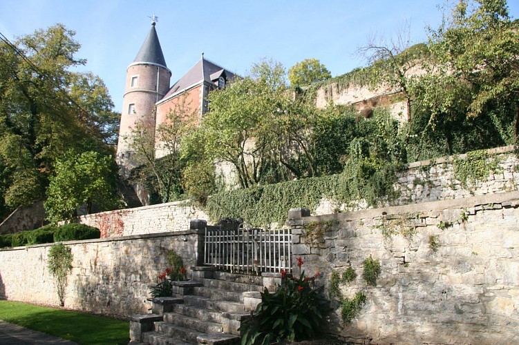Parc Castel Sainte-Marie - Ruines du Château de Beauraing