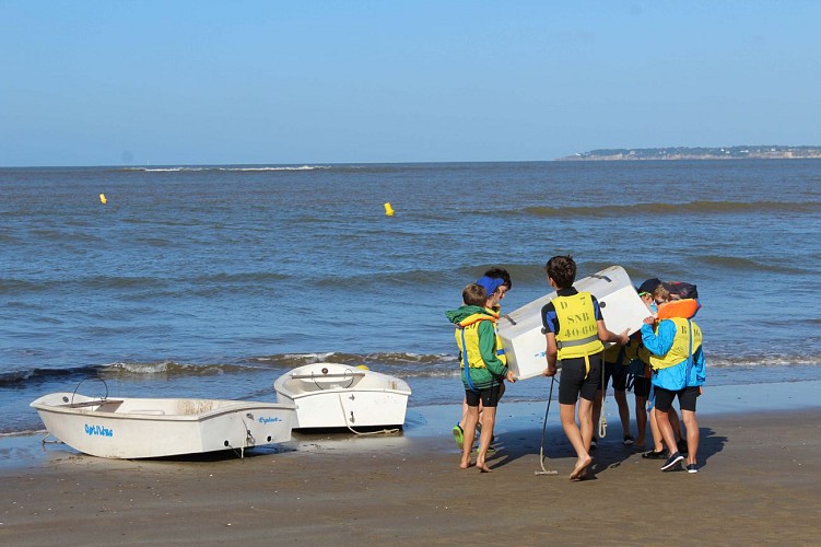 OPTIMIST AVEC LE CENTRE NAUTIQUE DE SAINT-BREVIN