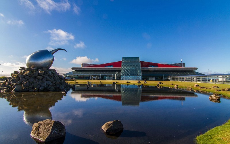 Keflavik Airport to Reykjavik Hotels