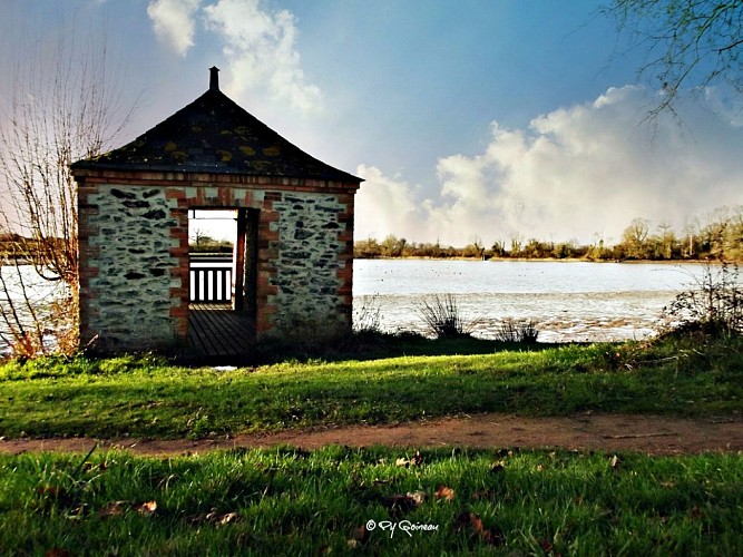 Pêche dans l'étang de la Coudraie