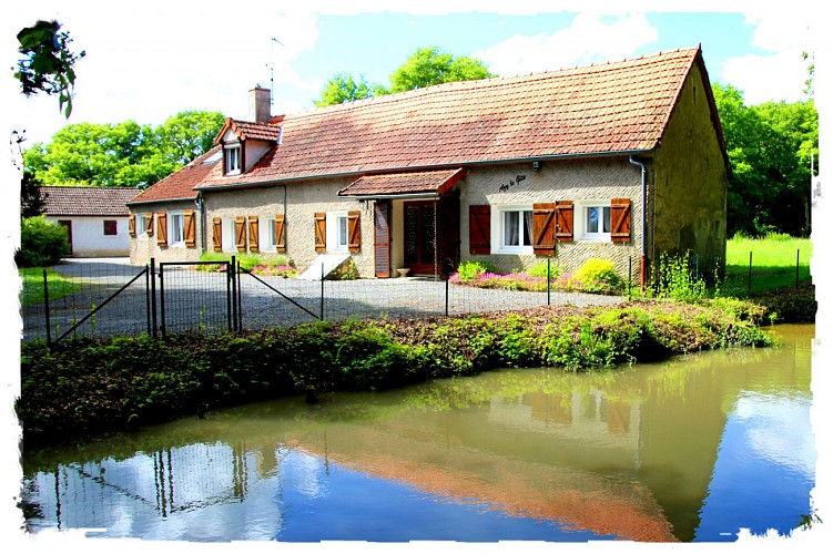 la longère et la mare