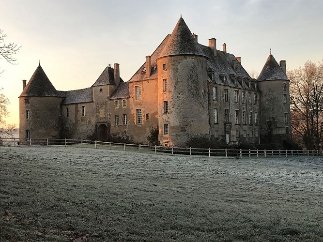 chateau chitry les mines 1