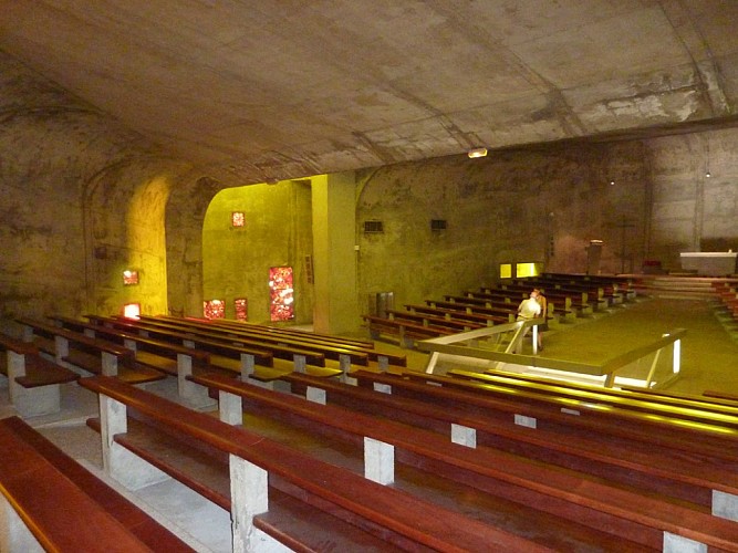 Eglise Ste Bernadette du Banlay