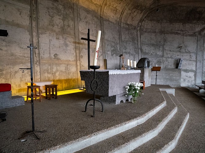 Eglise Ste Bernadette du Banlay