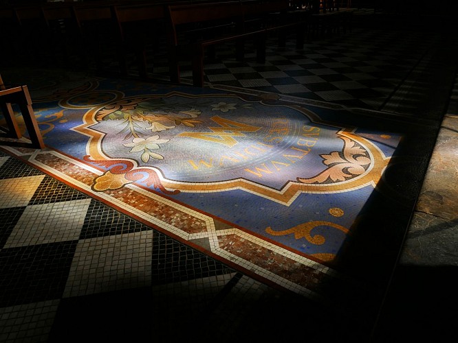 Interieur église St Pierre 