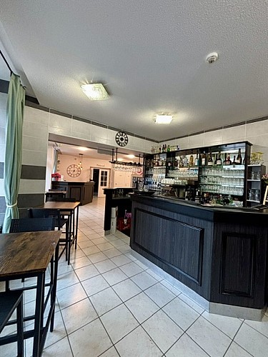 bar