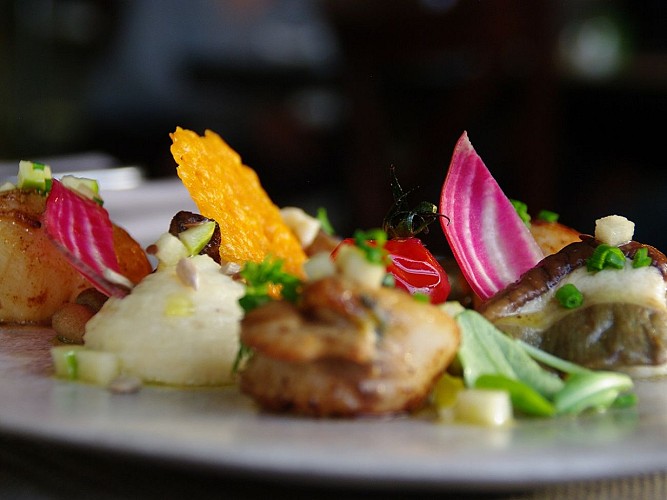 Quai Est - Saint Jacques