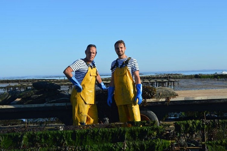 CHEZ P'TIT LOUIS - BAR À HUÎTRES