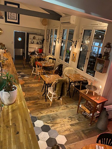 LE FIL ROUGE - CUISINE D'ICI ET D'AILLEURS