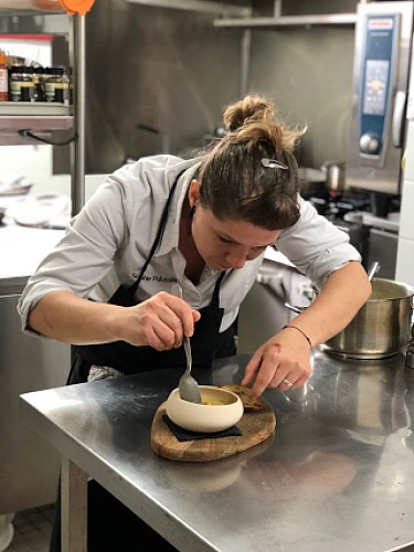 LE FIL ROUGE - CUISINE D'ICI ET D'AILLEURS