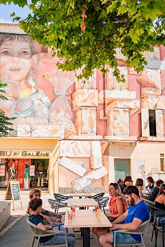 Montélimar et ses joyaux historiques et gourmands