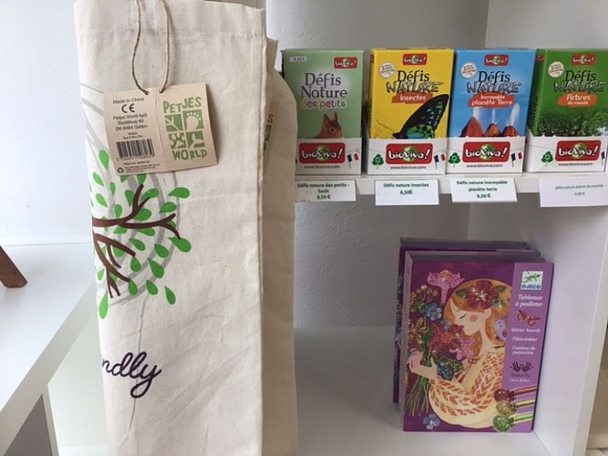 _boutique saint cyprien environnement ecologie nature randonnee.jpg