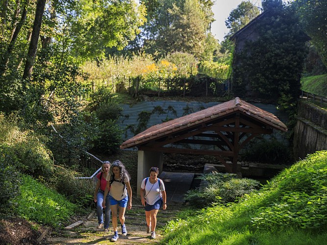 Lembeye lavoir Tourisme Béarn Madiran © Courte Échelle 2025 - M29A9423