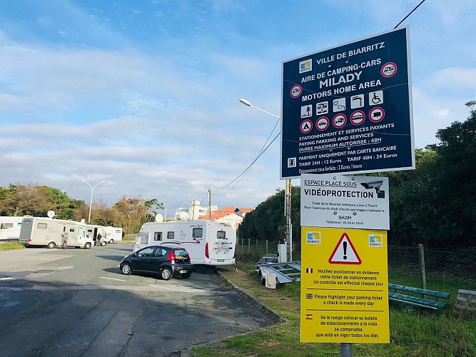 Aire-de-camping-cars-de-Biarritz3
