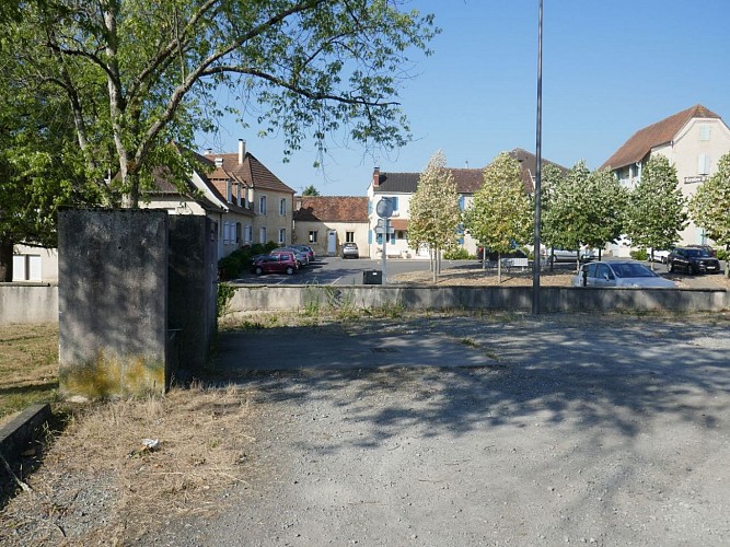 Arzacq aire camping car juillet 2022 (6)