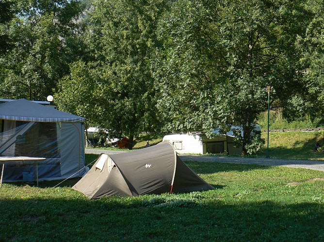 Aire de camping-cars du Gave d'Aspe