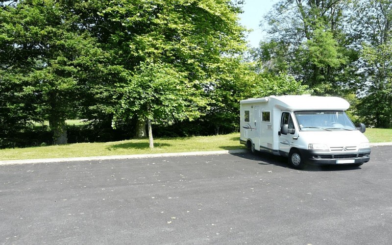 2015 - Aire-de-camping-car - Mairie-de-Benejacq - 3-ok