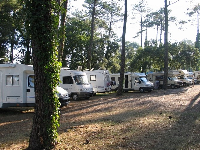 Aire de camping-car CAMPING-CAR PARK