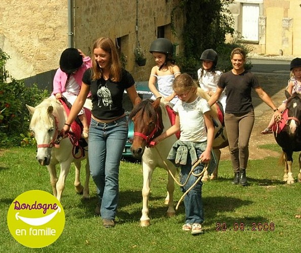 Au-Bos-Cheval-Rouge-3