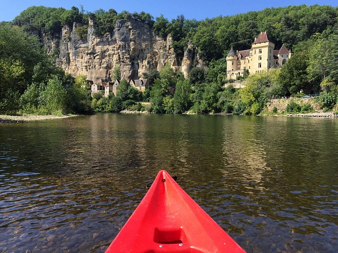 canoes-decouverte-dordogne-riviere-kayak-sarlat-domaine-la-malartrie