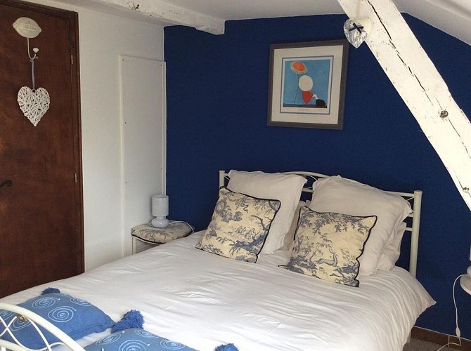 La Charrue, chambre bleue
