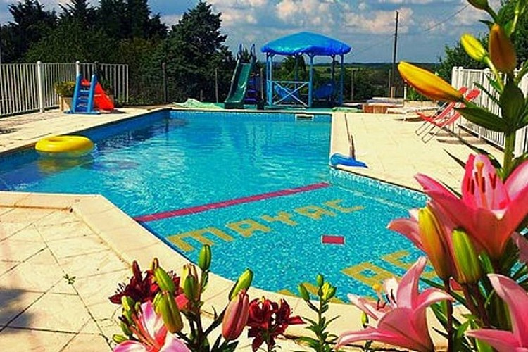 Piscine-Au-Mas-de-Mayac