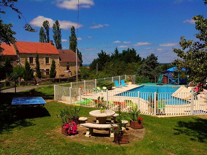 Vue-d-ensemble-Au-mas-de-Mayac