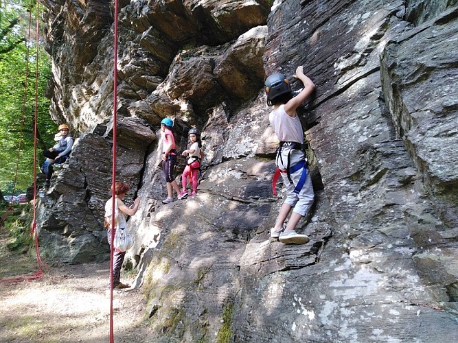 Falaise Jumilhac ©OT PérigordLimousin (3)