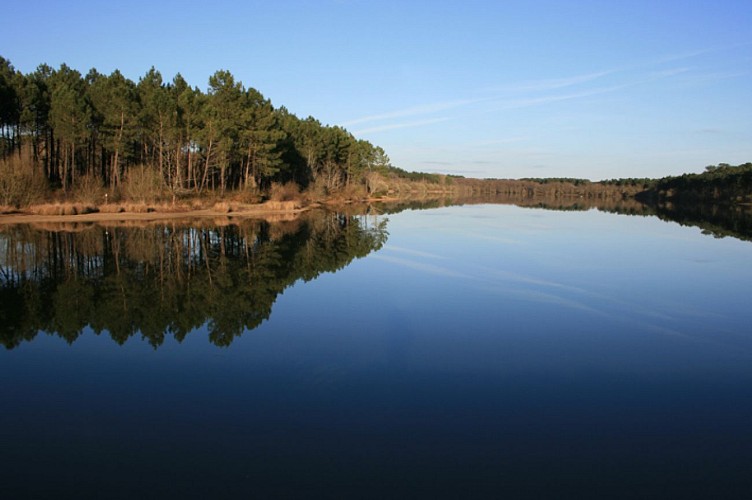 Lac de Peyrot à Maurrin 2