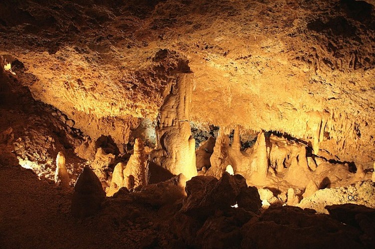 Grottes de Lastournelles