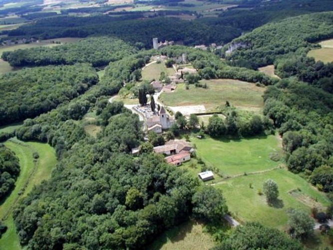 Château de Gavaudun_Vue aérienne