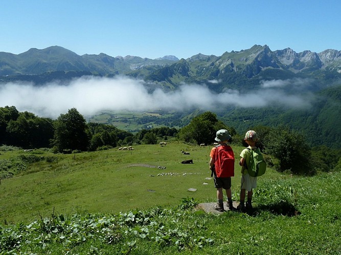 sortie-enfant-montagne-photo-geolval