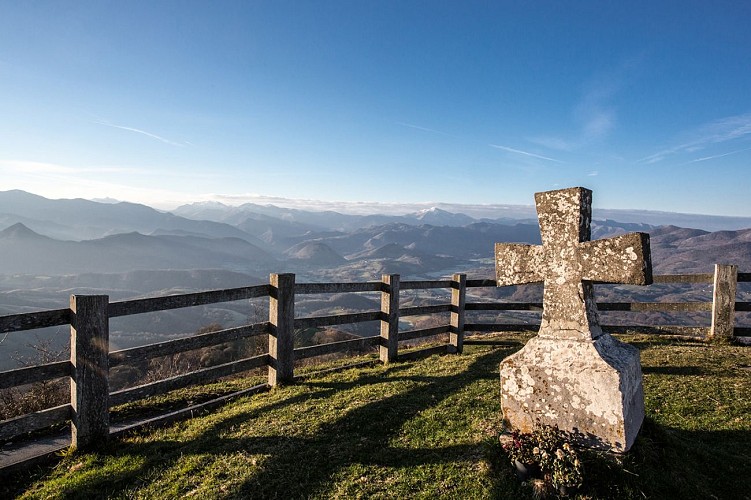 Croix de la Madeleine à Tardets web