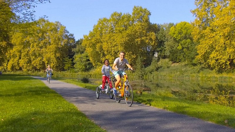 Les Cycles du Canal CASTETS-ET-CASTILLON - Sud-Gironde