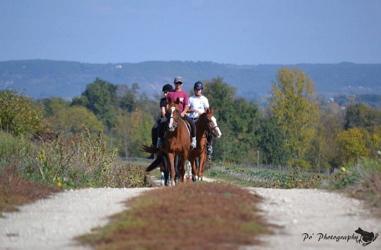 22712393_713451575510965_3419854968806558598_o