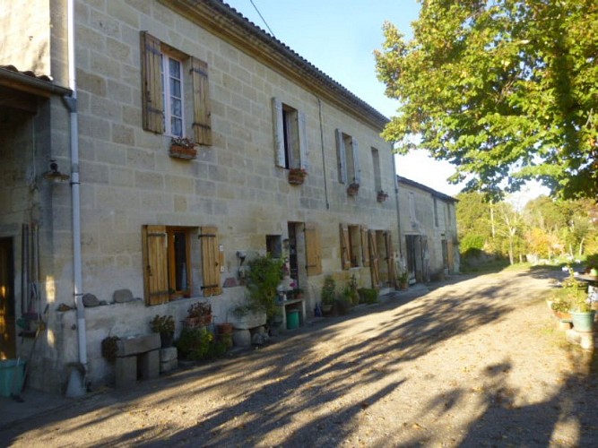Facade du Clos la Prévôté 800x600