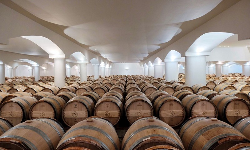 05©Chateau La Lagune_1280x768