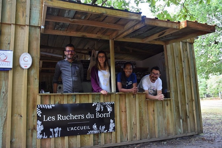 Photo Equipe des Ruchers du Born (Copier)