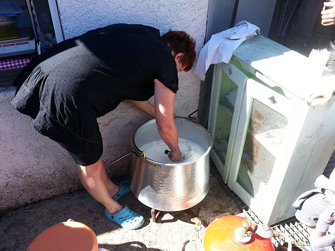 visite bergerie chez christine été2016-07-28 11.02.40