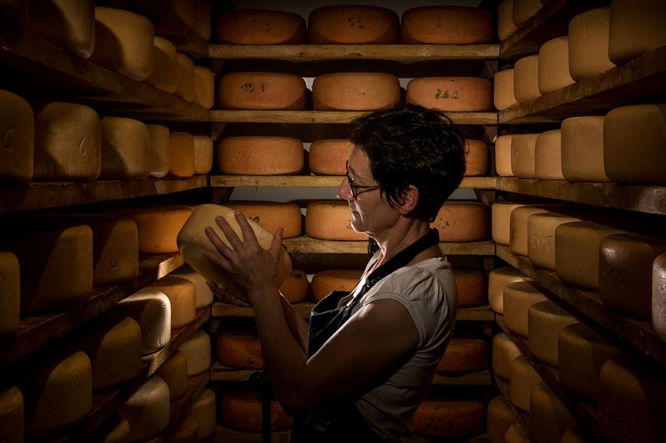 FERME-MIRAMON---BEDOUS---ARNOUTS-SEBASTIEN----2018-2023-tourinsoft