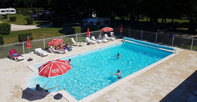 piscine camping bois du coderc