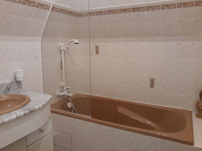 Domaine de Landrevie - Gîte La Tour (5)