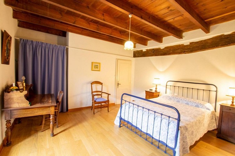 Gite Saint Aulaire de l'Angle chambre