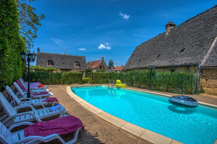 Gites de Plamont piscine