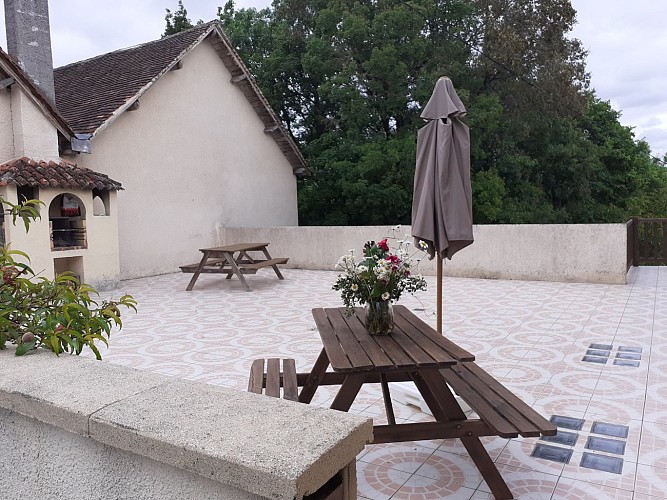 JONVILLE-Le Mazel-terrasse