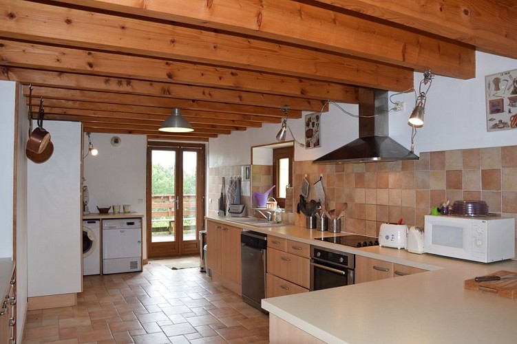 Grange-des-Brousses-cuisine (1)