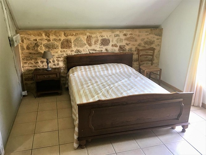 Chambre-lit-double---Gite-la-Grange - 6