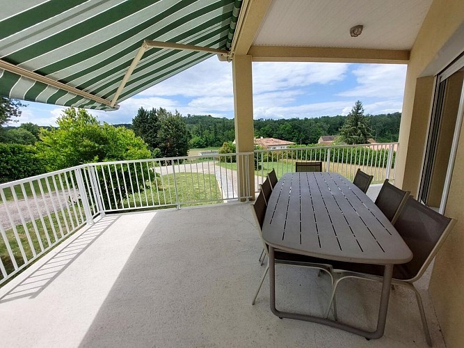 Maison de Verdure climatisée et piscine chauffée