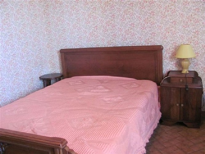  REZ-DE-JARDIN FERME MILHAC-OIE